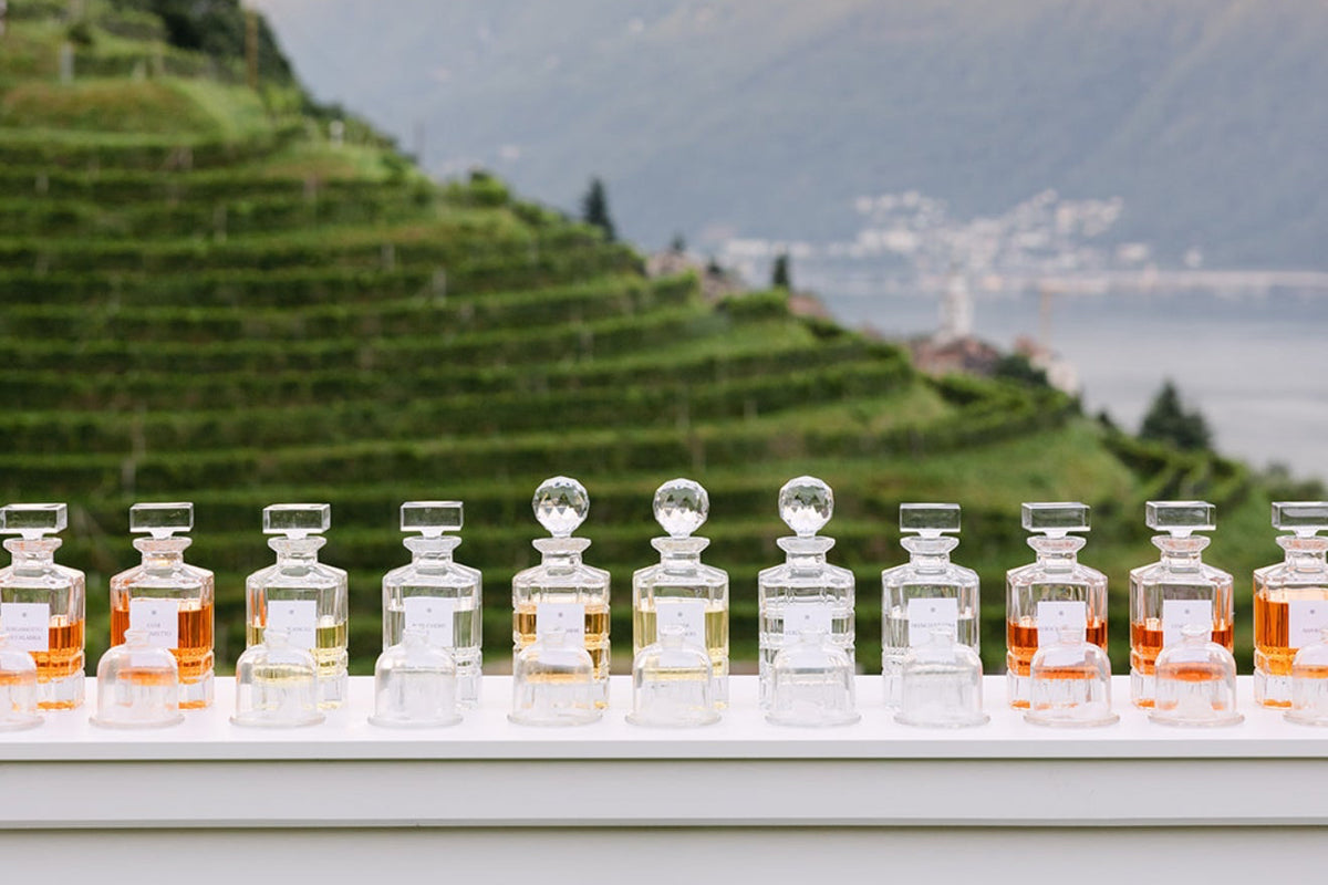 Bar à parfums By Madame Sarah lors d’un mariage en Suisse
